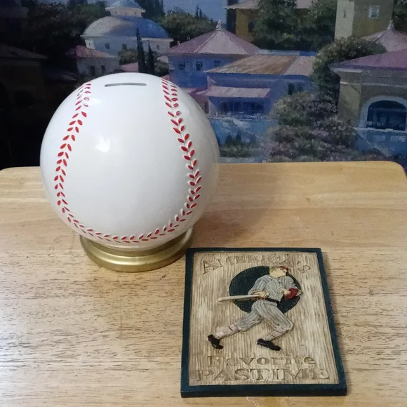 DC Comics (F.A.B) Superman Piggy Bank with Stopper.⚾🚵🚴⛳🏀⚽🎾🎱🏈🏂🏊🏄🎣🎯🎲🎮 - Picture 14 of 14